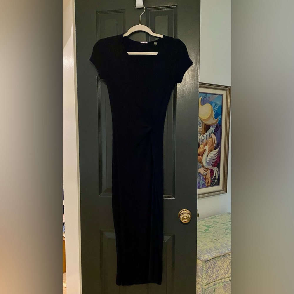 Elie Tahari Navy Midi Dress